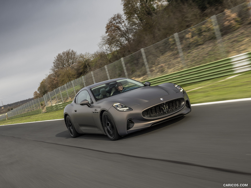 2023 Maserati GranTurismo Folgore (Color: Copper Glance) - Front Three-Quarter