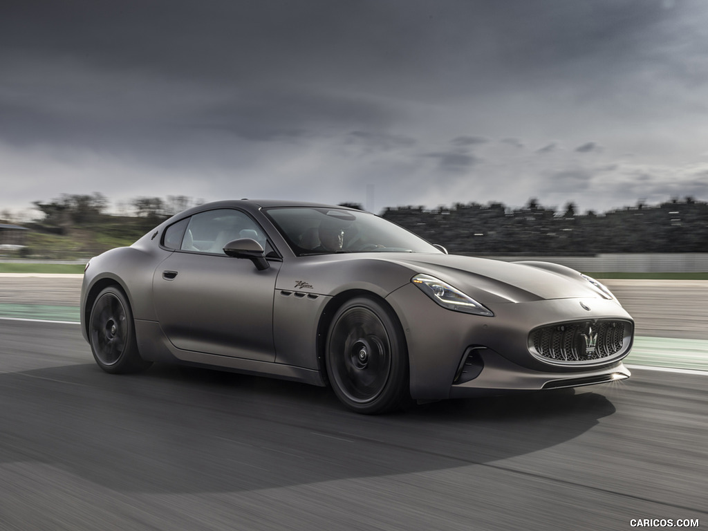 2023 Maserati GranTurismo Folgore (Color: Copper Glance) - Front Three-Quarter