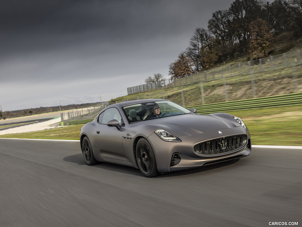 2023 Maserati GranTurismo Folgore (Color: Copper Glance) - Front Three-Quarter