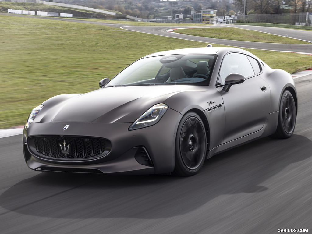 2023 Maserati GranTurismo Folgore (Color: Copper Glance) - Front Three-Quarter