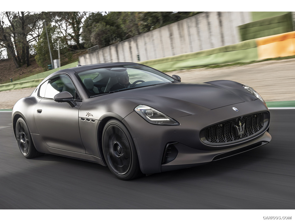 2023 Maserati GranTurismo Folgore (Color: Copper Glance) - Front Three-Quarter