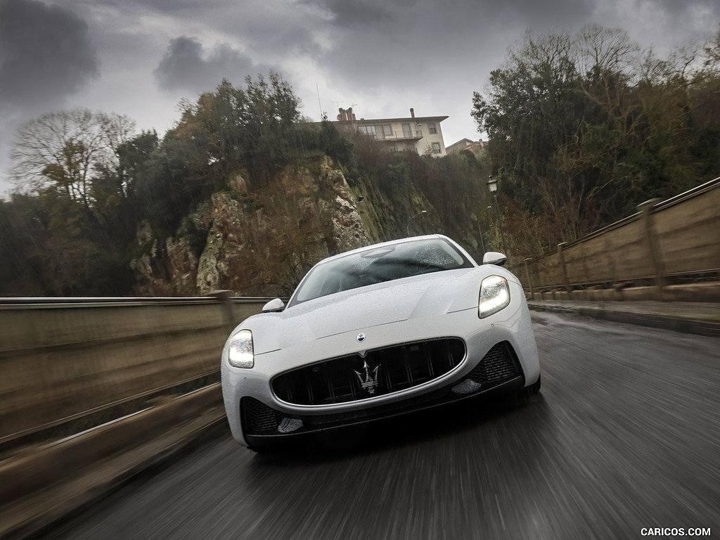 2023 Maserati GranTurismo Modena - Front