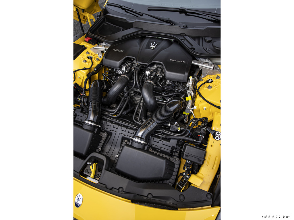 2023 Maserati GranTurismo Trofeo (Color: Giallo Corse) - Engine