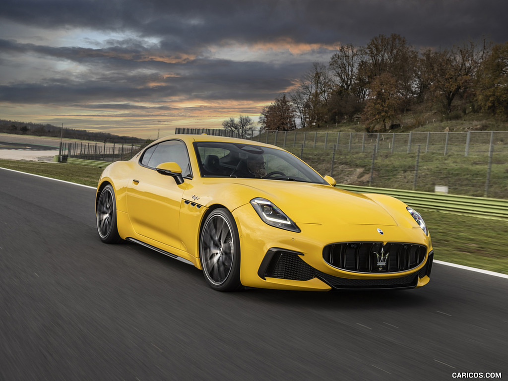 2023 Maserati GranTurismo Trofeo (Color: Giallo Corse) - Front Three-Quarter