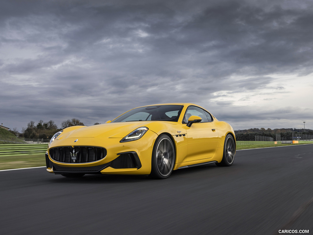 2023 Maserati GranTurismo Trofeo (Color: Giallo Corse) - Front Three-Quarter