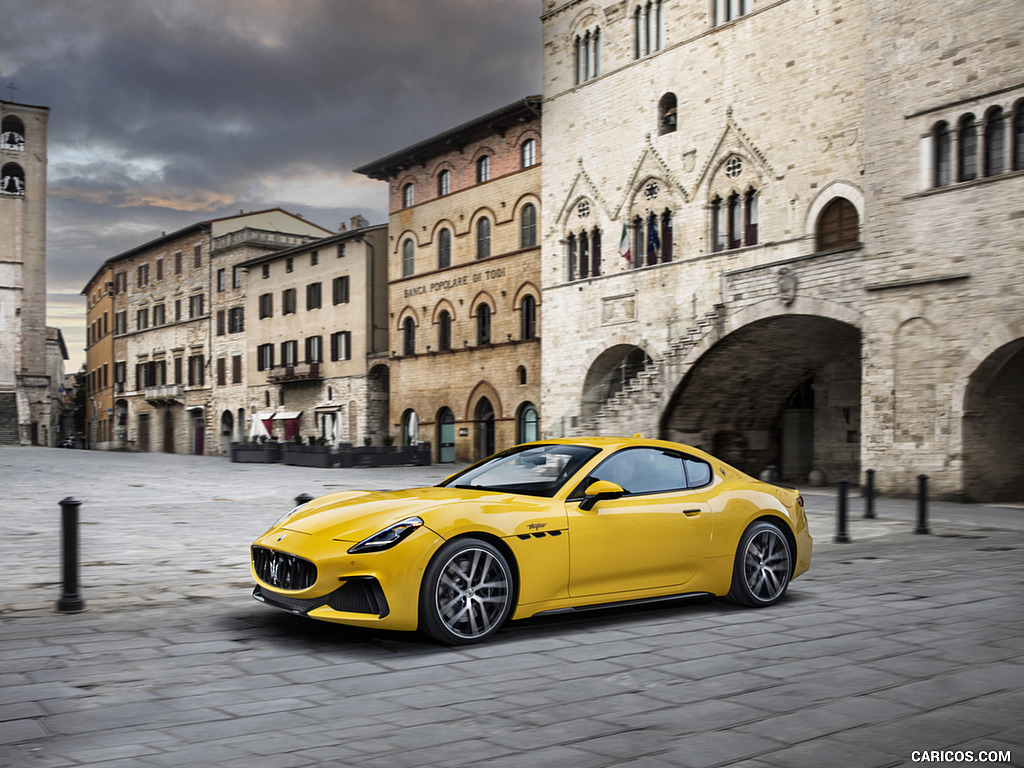 2023 Maserati GranTurismo Trofeo (Color: Giallo Corse) - Front Three-Quarter