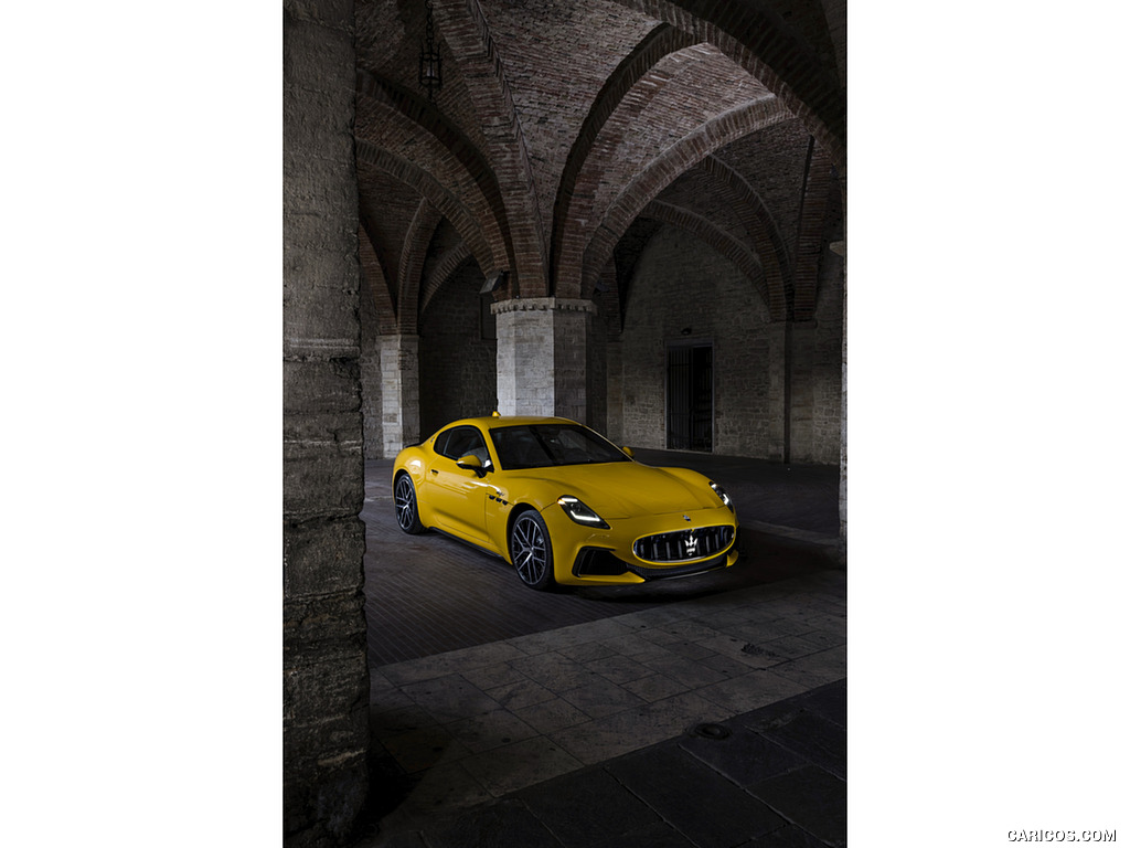 2023 Maserati GranTurismo Trofeo (Color: Giallo Corse) - Front Three-Quarter