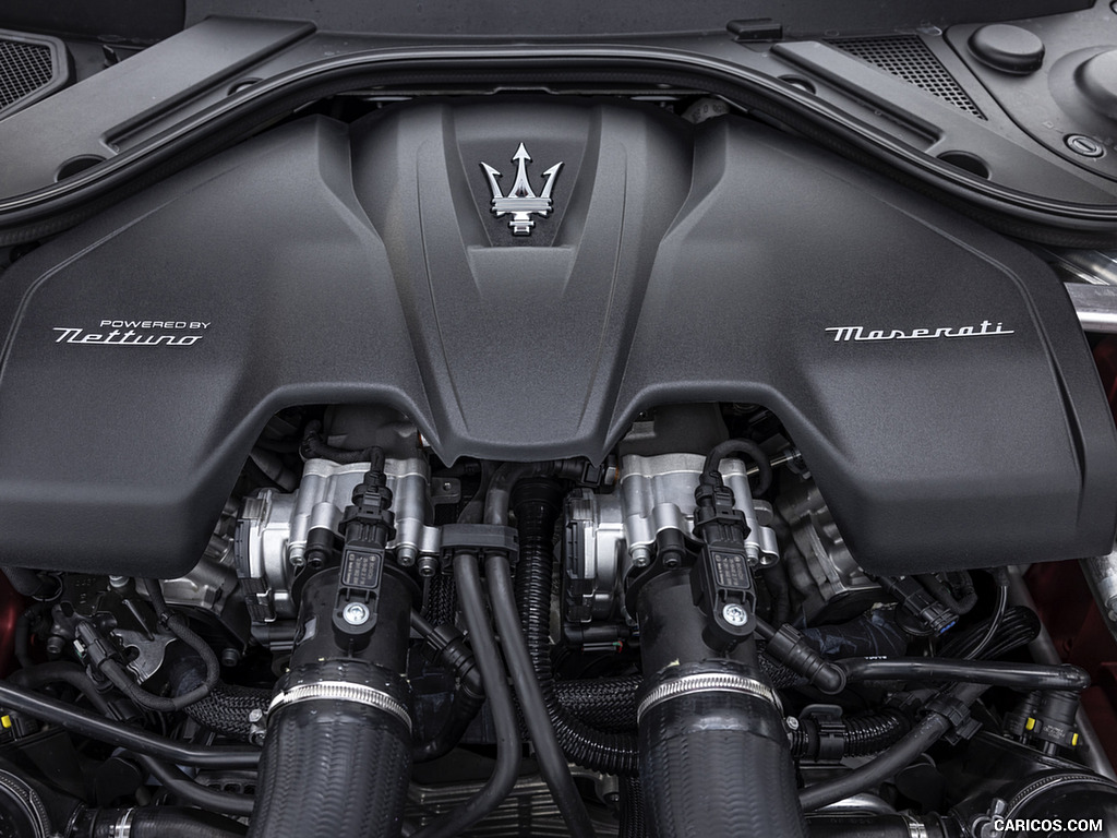 2023 Maserati GranTurismo Trofeo (Color: Rosso Gran Turismo) - Engine