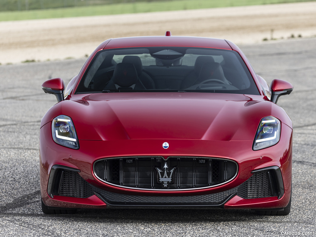 2023 Maserati GranTurismo Trofeo (Color: Rosso Gran Turismo) - Front