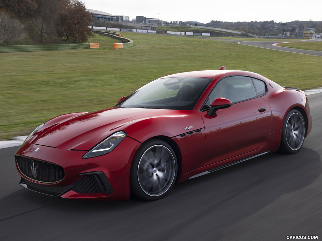 2023 Maserati GranTurismo Trofeo (Color: Rosso Gran Turismo) - Front Three-Quarter