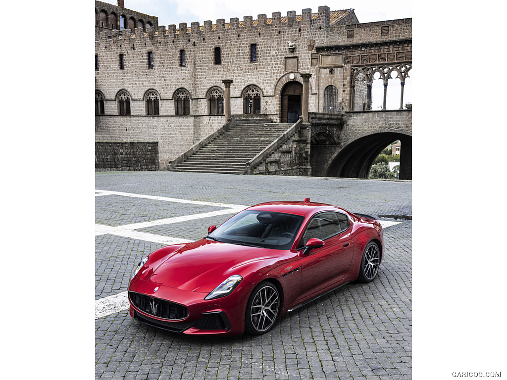 2023 Maserati GranTurismo Trofeo (Color: Rosso Gran Turismo) - Front Three-Quarter