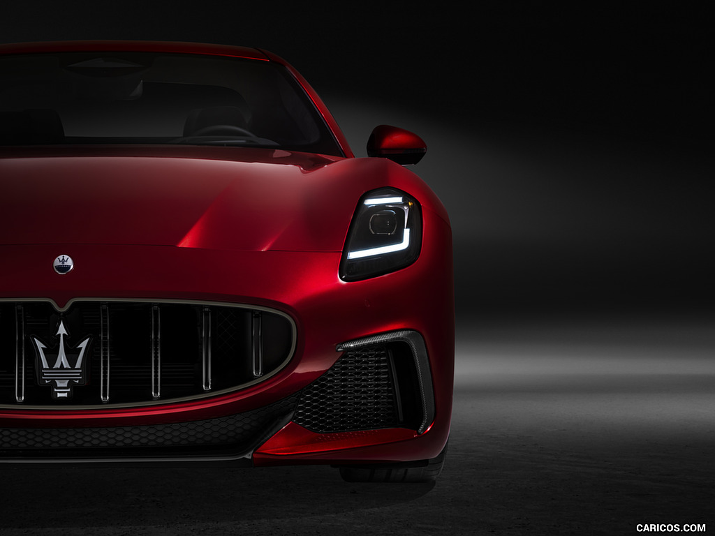 2023 Maserati GranTurismo Trofeo - Headlight