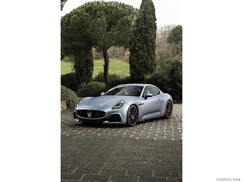 2023 Maserati GranTurismo Trofeo Prima Serie - Front Three-Quarter