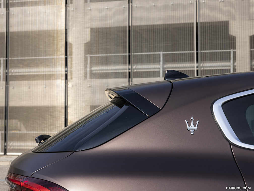 2023 Maserati Grecale GT (Color: Bronzo Opaco) - Detail