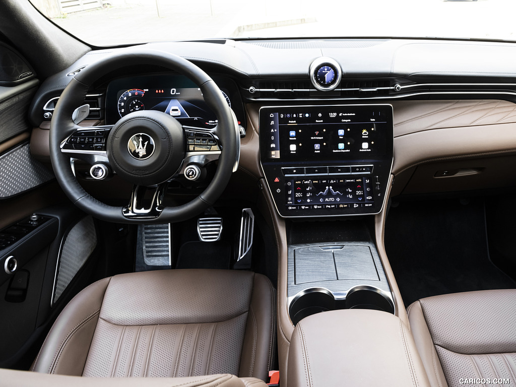 2023 Maserati Grecale GT (Color: Bronzo Opaco) - Interior, Cockpit