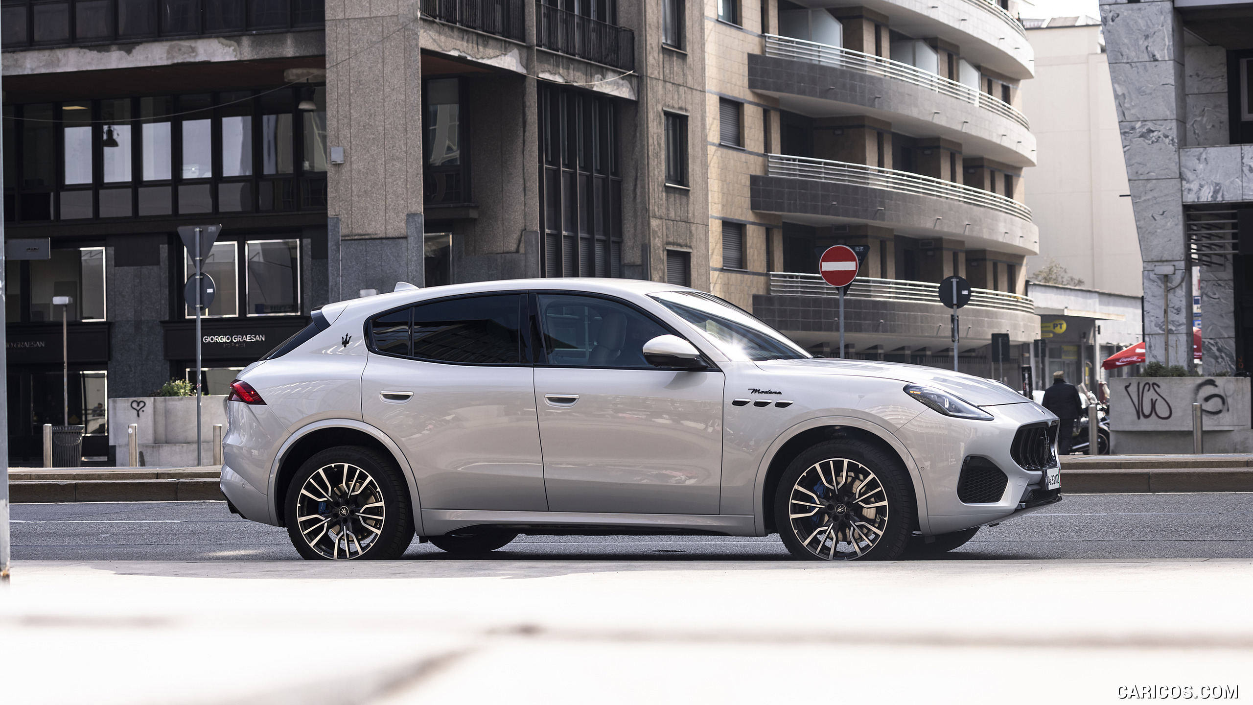 2023 Maserati Grecale Modena (Color: Grigio Cangiante) - Side, #203 of 245