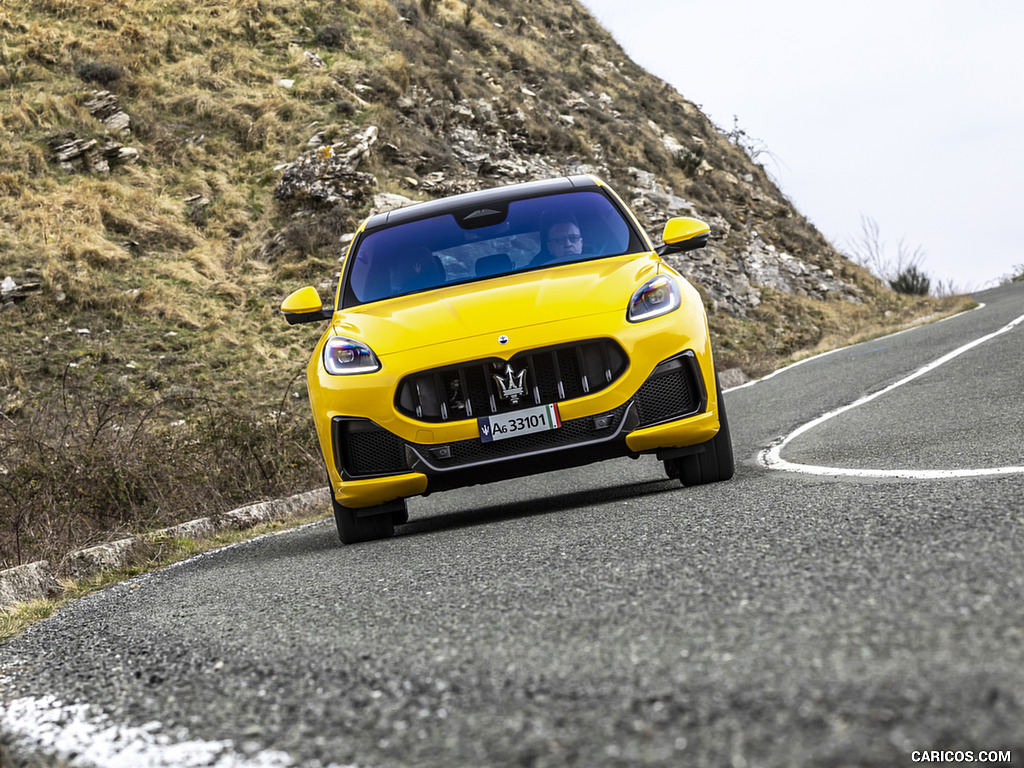 2023 Maserati Grecale Trofeo (Color: Giallo Corse) - Front