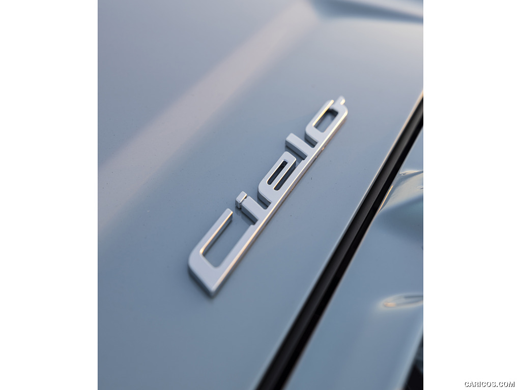 2023 Maserati MC20 Cielo (Color: Acquamarina) - Badge