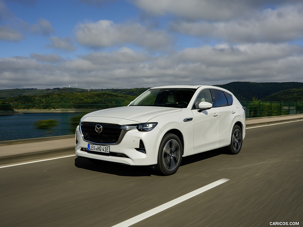 2023 Mazda CX-60 PHEV - Front Three-Quarter