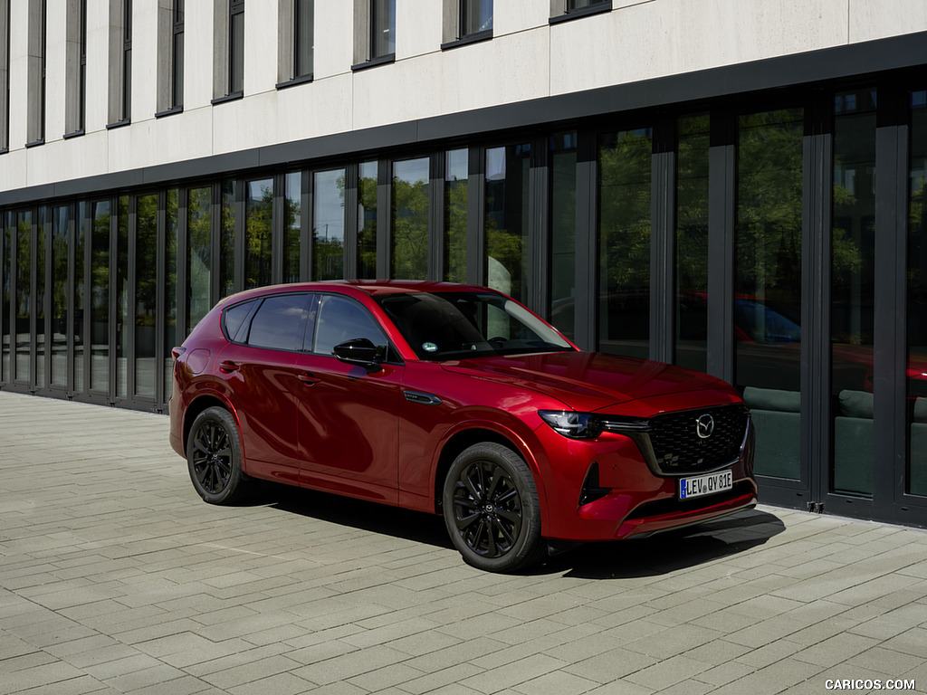 2023 Mazda CX-60 PHEV - Front Three-Quarter