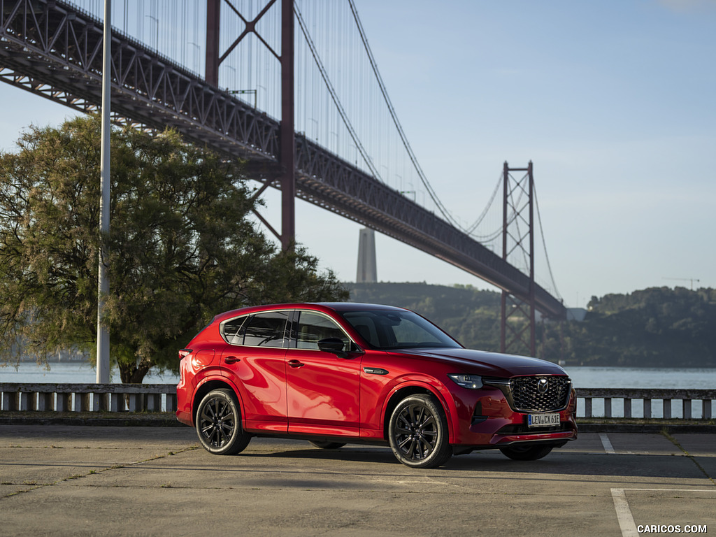 2023 Mazda CX-60 PHEV - Front Three-Quarter