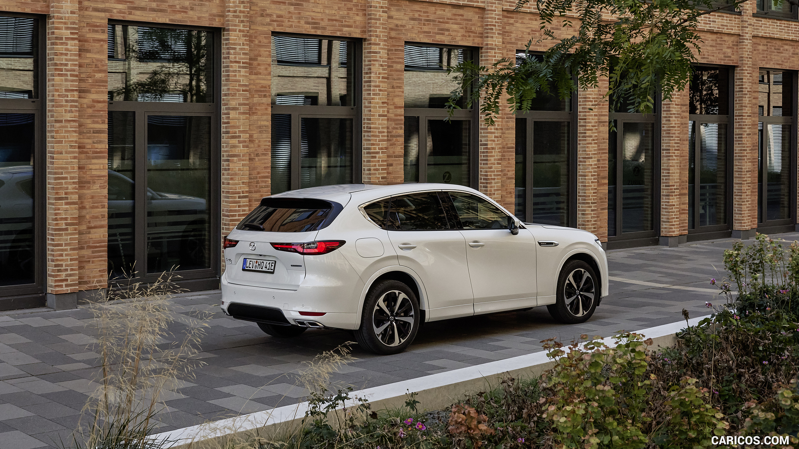 2023 Mazda CX-60 PHEV - Rear Three-Quarter, #133 of 473