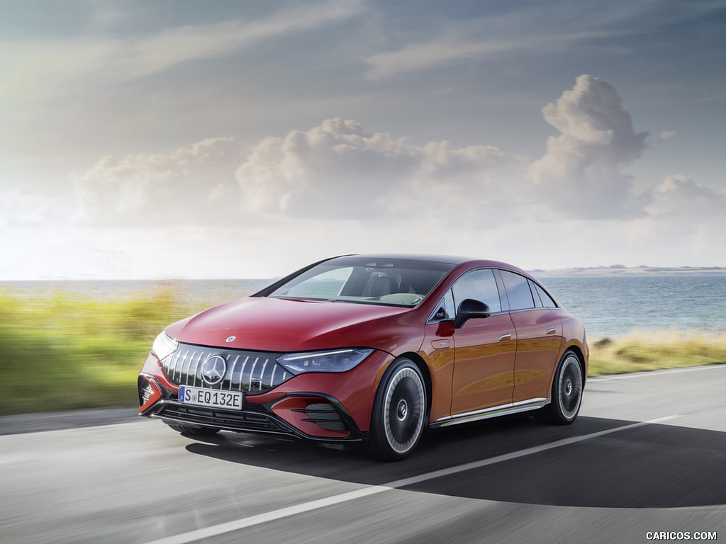 2023 Mercedes-AMG EQE 43 4MATIC (Color: MANUFAKTUR hyacinth red) - Front Three-Quarter