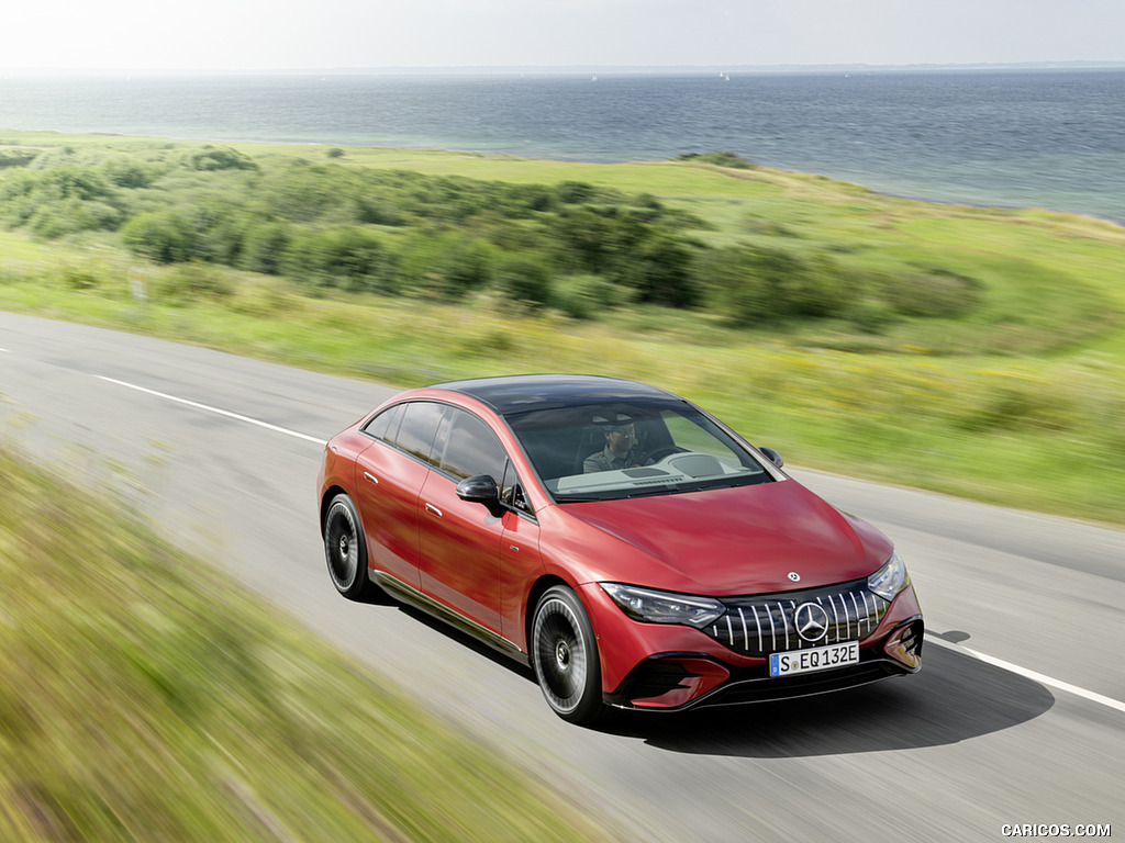 2023 Mercedes-AMG EQE 43 4MATIC (Color: MANUFAKTUR hyacinth red) - Front Three-Quarter