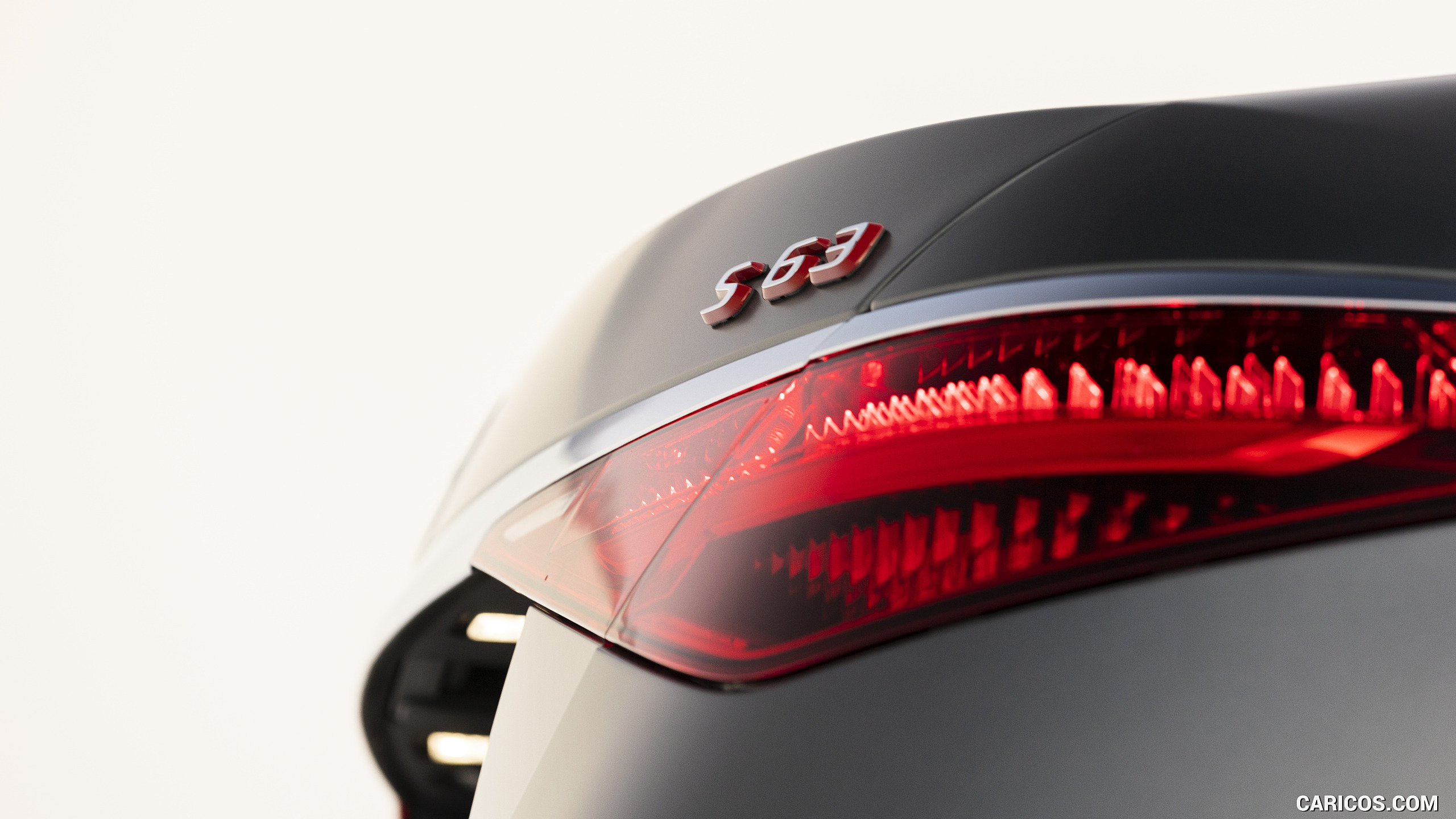2023 Mercedes-AMG S 63 E PERFORMANCE (Color: MANUFAKTUR Selenite Grey Magno) - Tail Light, #104 of 163