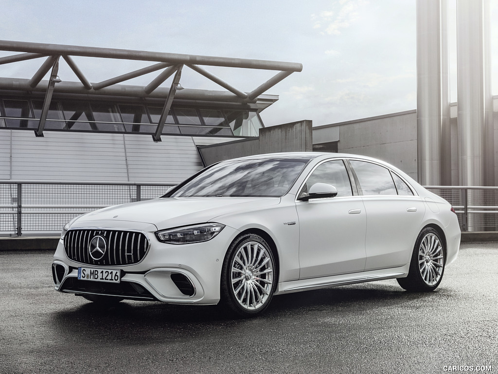 2023 Mercedes-AMG S 63 E PERFORMANCE (Color: MANUFAKTUR Cashmere White Magno) - Front Three-Quarter