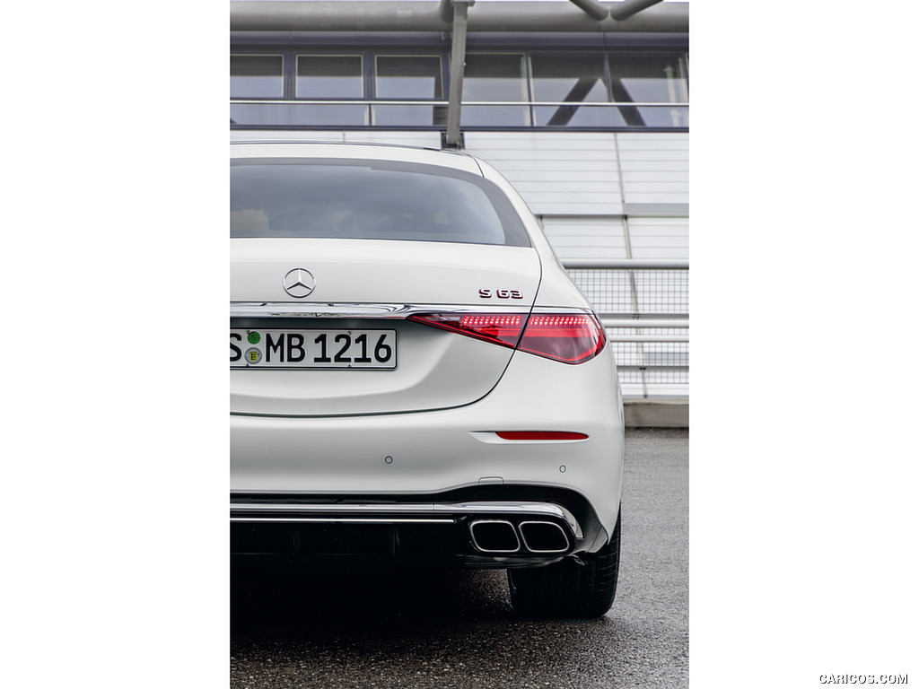 2023 Mercedes-AMG S 63 E PERFORMANCE (Color: MANUFAKTUR Cashmere White Magno) - Tail Light