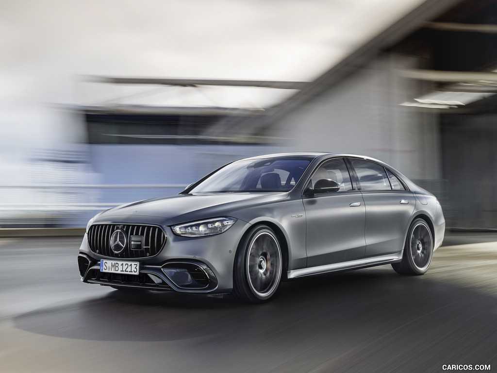 2023 Mercedes-AMG S 63 E PERFORMANCE (Color: MANUFAKTUR Selenite Grey Magno) - Front Three-Quarter