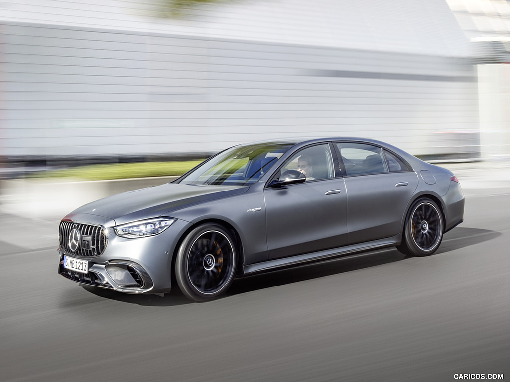 2023 Mercedes-AMG S 63 E PERFORMANCE (Color: MANUFAKTUR Selenite Grey Magno) - Front Three-Quarter