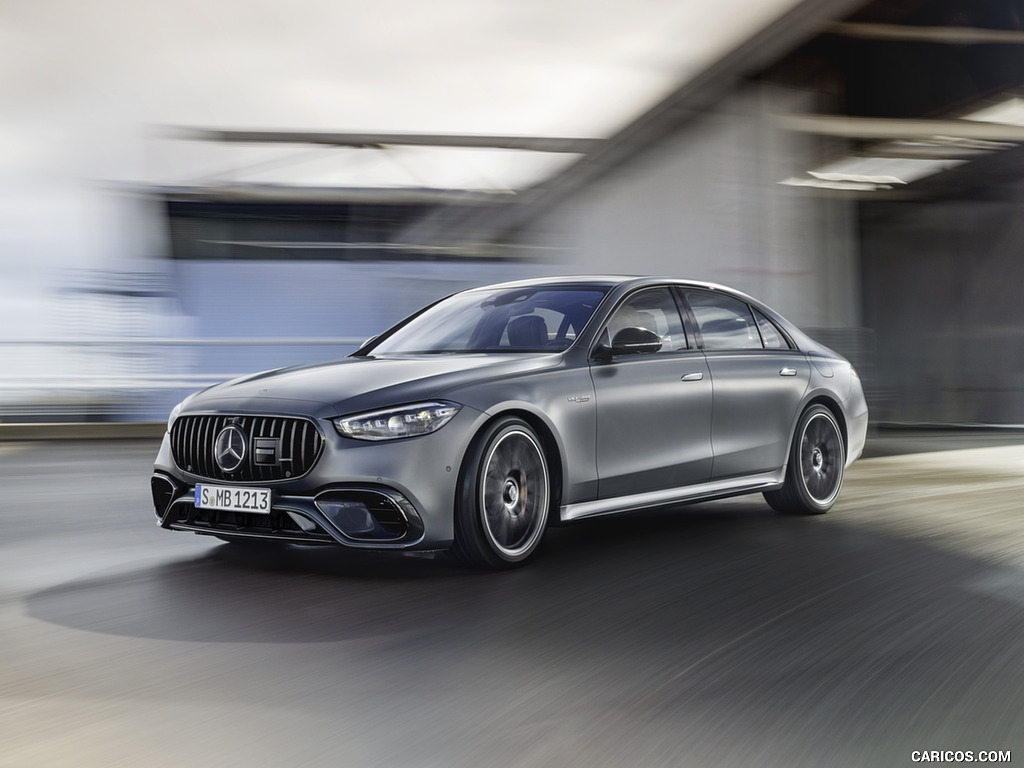 2023 Mercedes-AMG S 63 E PERFORMANCE (Color: MANUFAKTUR Selenite Grey Magno) - Front Three-Quarter