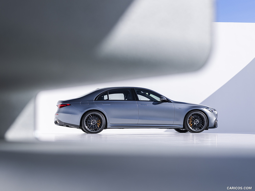 2023 Mercedes-AMG S 63 E PERFORMANCE (Color: MANUFAKTUR Selenite Grey Magno) - Side