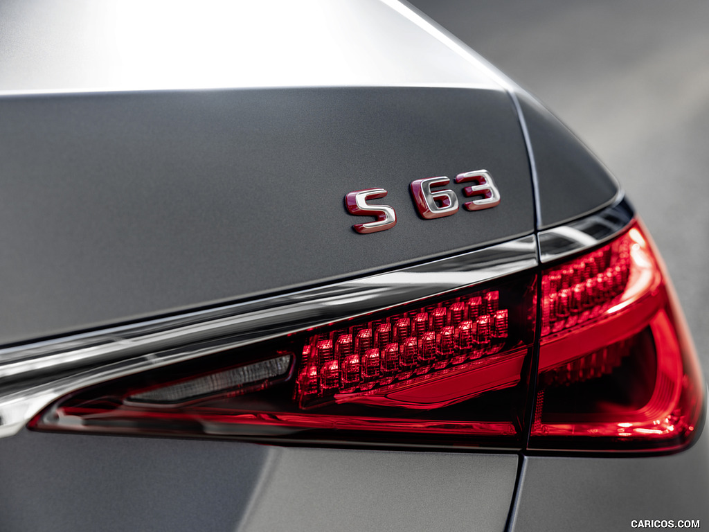 2023 Mercedes-AMG S 63 E PERFORMANCE (Color: MANUFAKTUR Selenite Grey Magno) - Tail Light