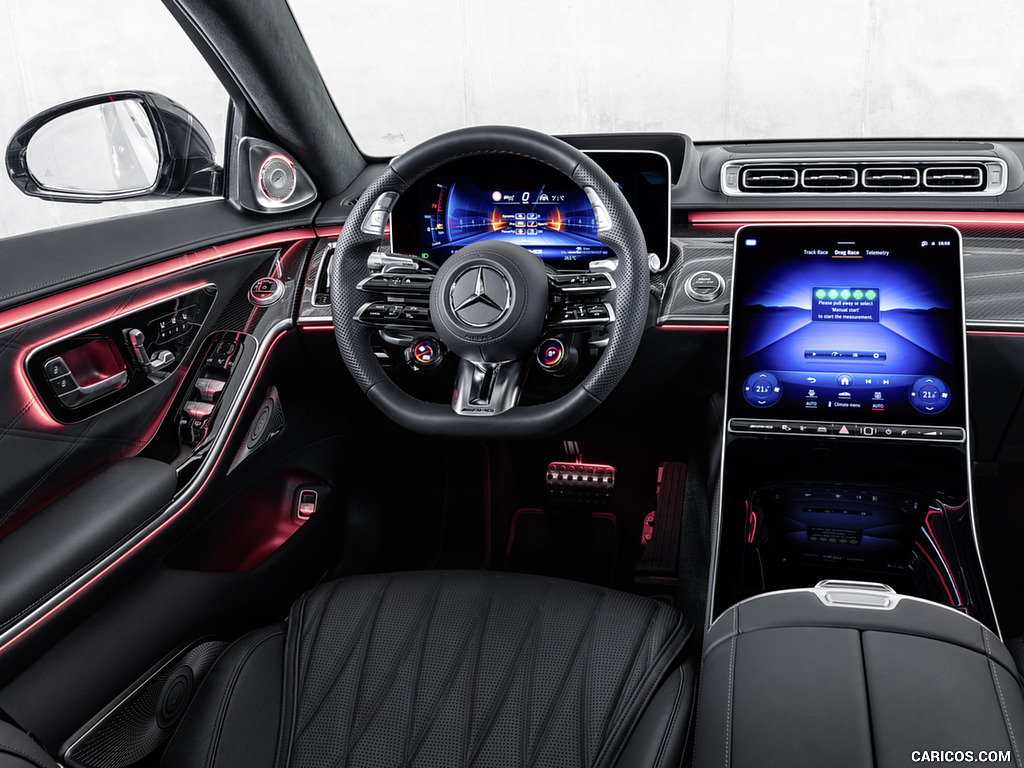 2023 Mercedes-AMG S 63 E PERFORMANCE - Interior, Cockpit