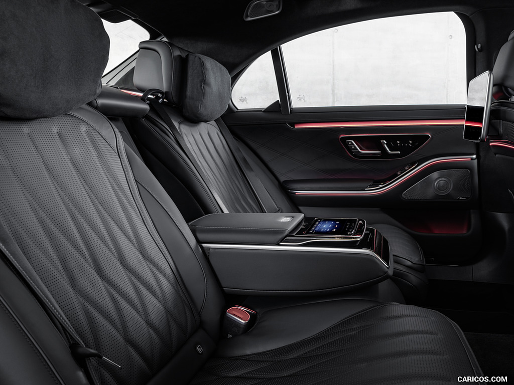 2023 Mercedes-AMG S 63 E PERFORMANCE - Interior, Rear Seats