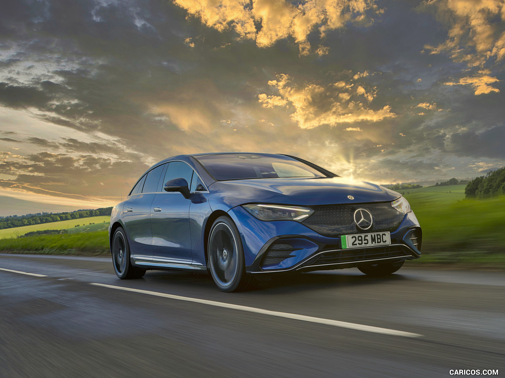 2023 Mercedes-Benz EQE 350+ (UK-Spec) - Front Three-Quarter