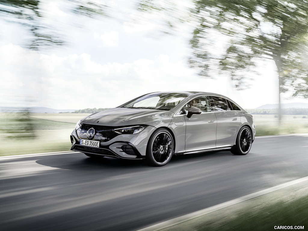 2023 Mercedes-Benz EQE 350 Edition 1 AMG Line (Color: Alpine Grey) - Front Three-Quarter