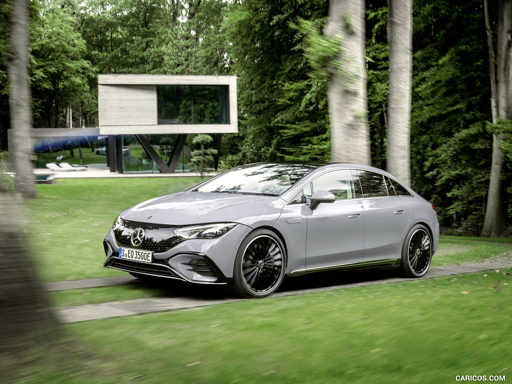 2023 Mercedes-Benz EQE 350 Edition 1 AMG Line (Color: Alpine Grey) - Front Three-Quarter