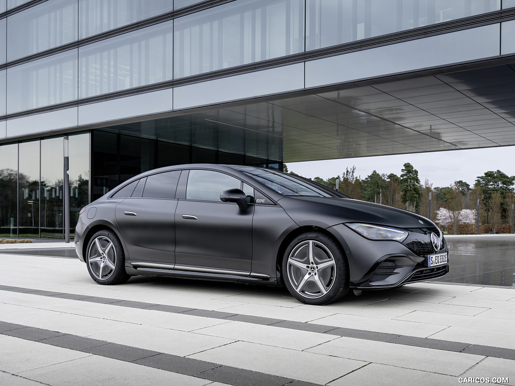 2023 Mercedes-Benz EQE 500 4MATIC (Color: Graphite Gray Magno) - Side