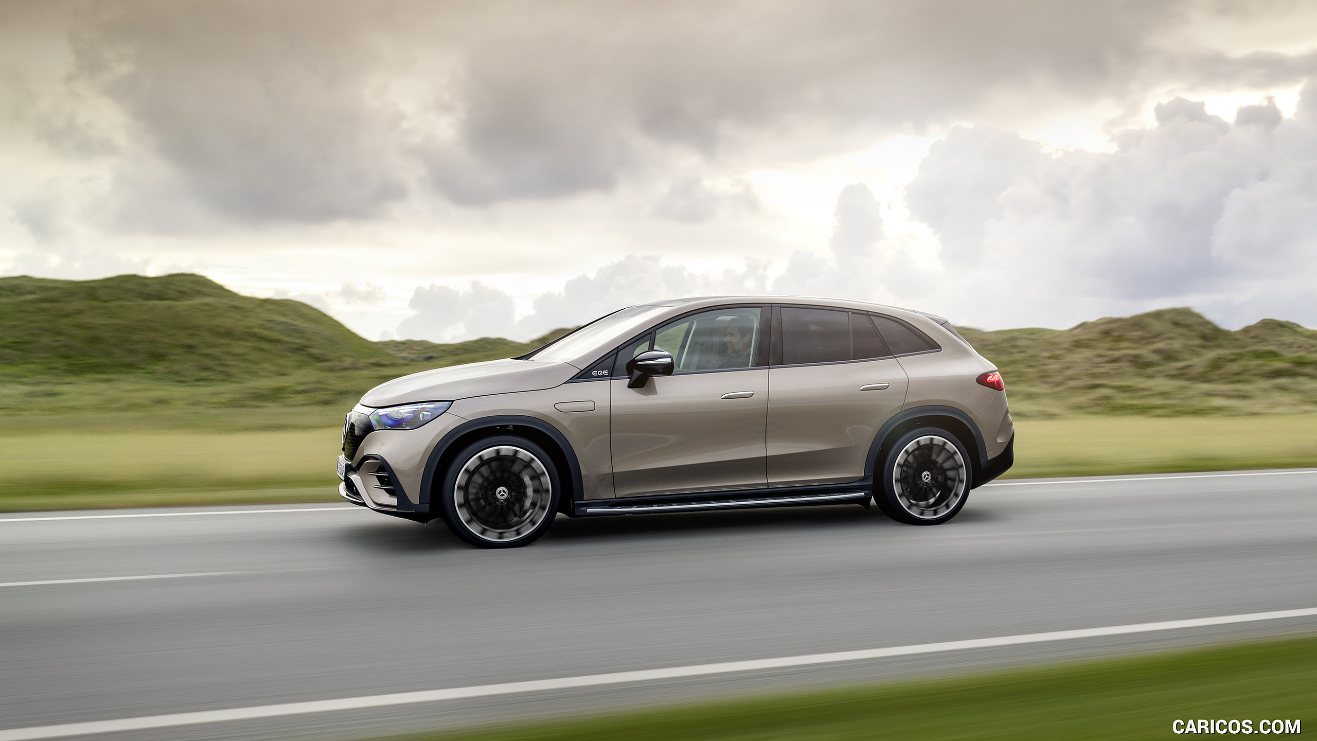 2023 Mercedes-Benz EQE SUV AMG Line Night Package (Color: Velvet Brown Metallic) - Side, #3 of 52