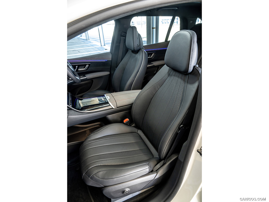 2023 Mercedes-Benz EQS SUV (UK-Spec) - Interior, Front Seats