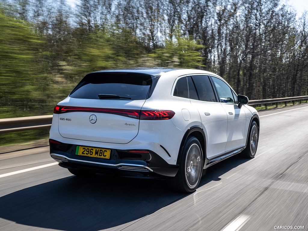 2023 Mercedes-Benz EQS SUV (UK-Spec) - Rear Three-Quarter