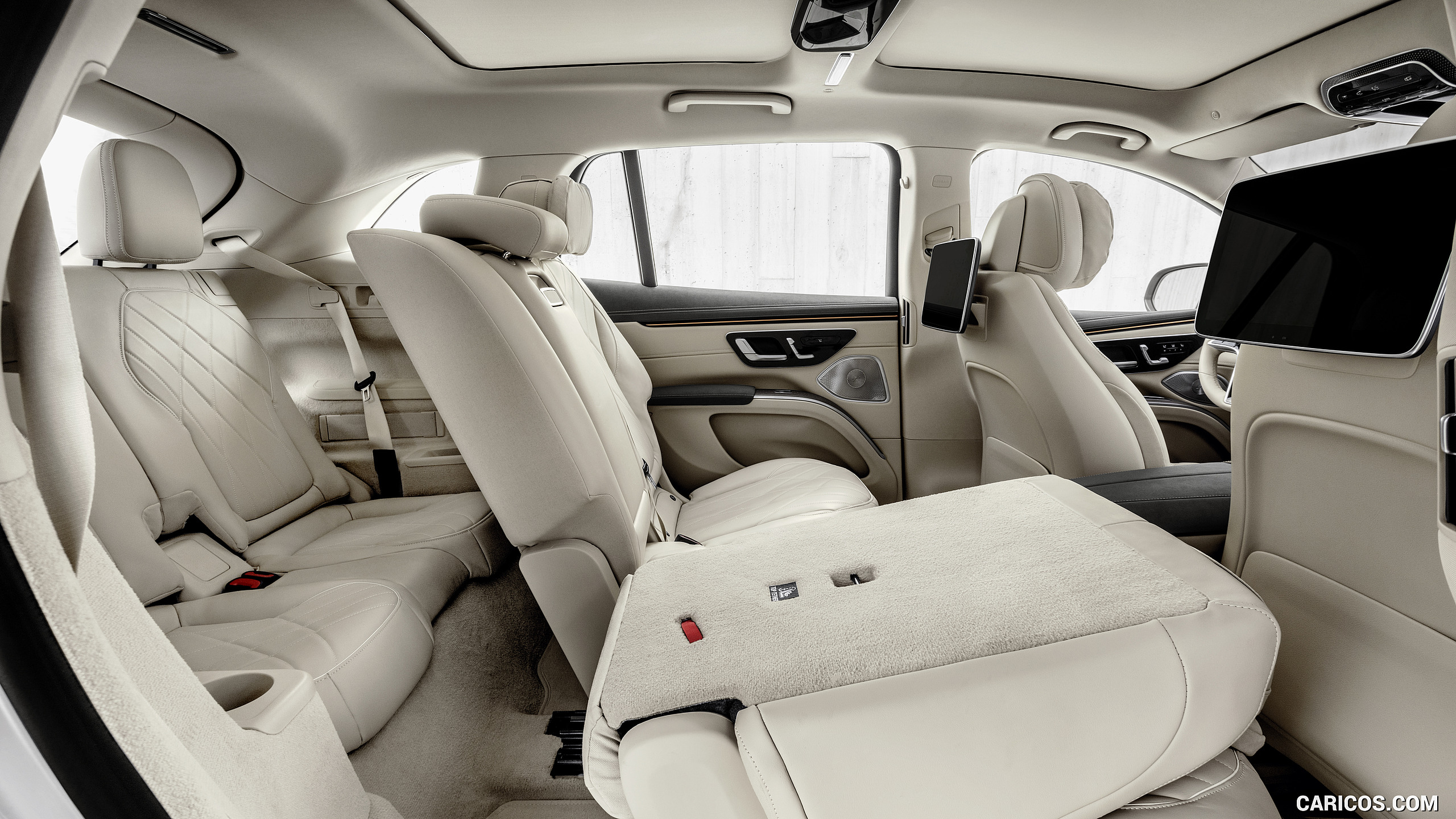 2023 Mercedes-Benz EQS SUV - Interior, Third Row Seats, #65 of 212
