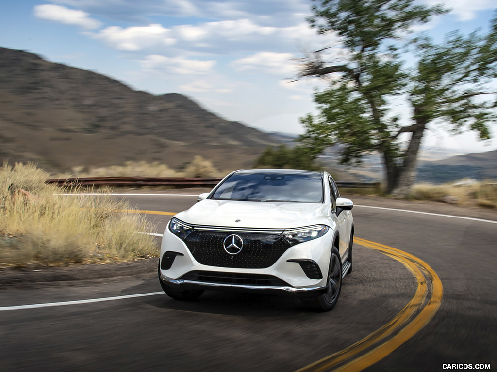 2023 Mercedes-Benz EQS SUV 450+ (Color: Diamond White Bright) - Front