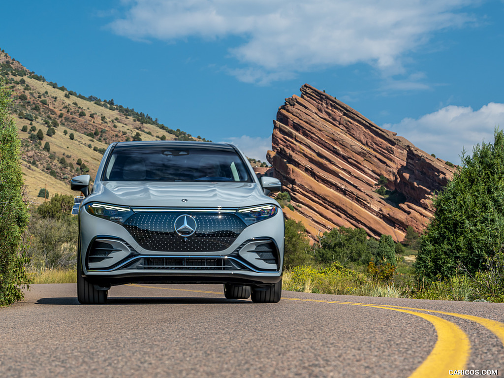 2023 Mercedes-Benz EQS SUV 580 4MATIC AMG Line (Color: Alpine Grey) - Front