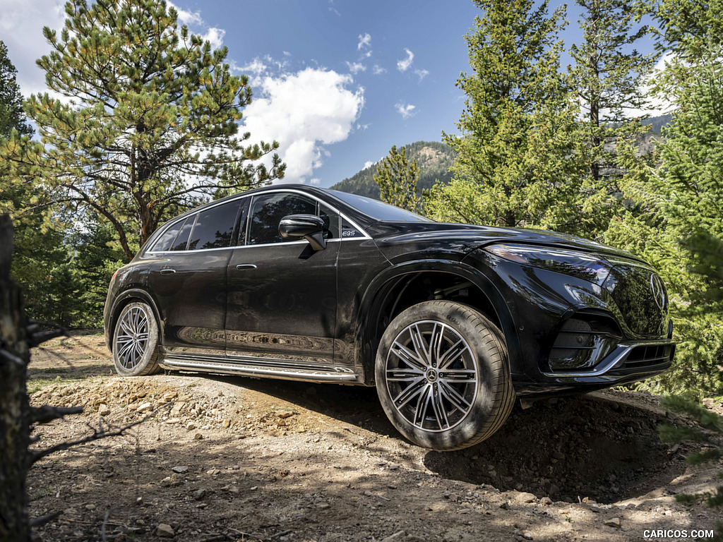 2023 Mercedes-Benz EQS SUV 580 4MATIC AMG Line (Color: Obsidian Black) - Off-Road