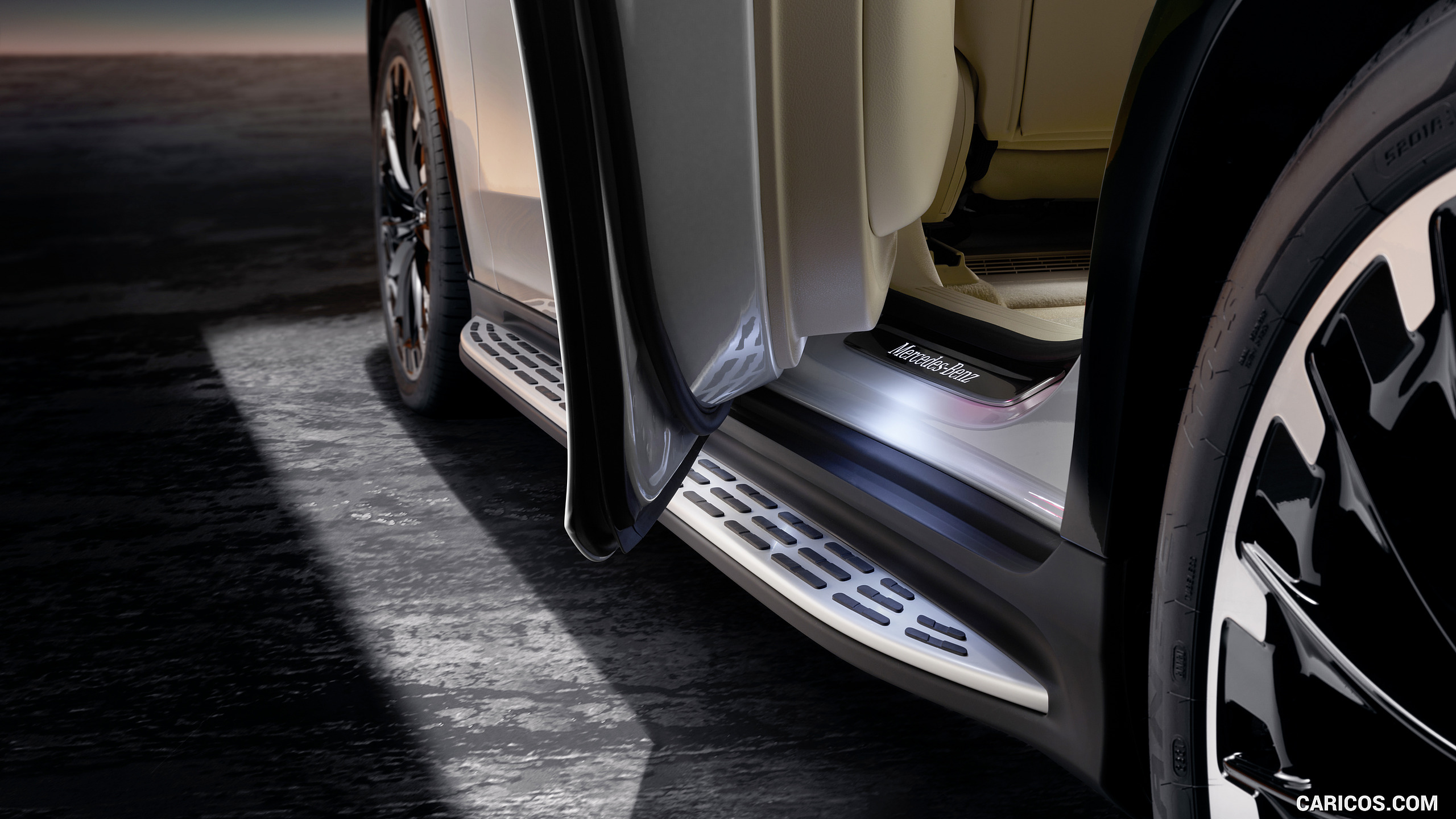 2023 Mercedes-Benz EQS SUV AMG Line (Color: Diamond White) - Detail, #80 of 212